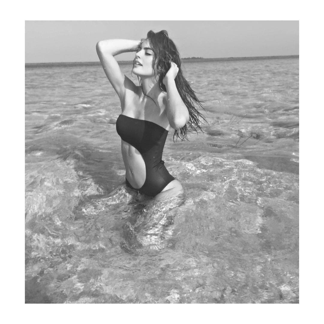 "Un compañero que me ame, me apoye y me valore, que esté orgulloso de tenerme, que no me esconde, ni me niege...", expresa la modelo.