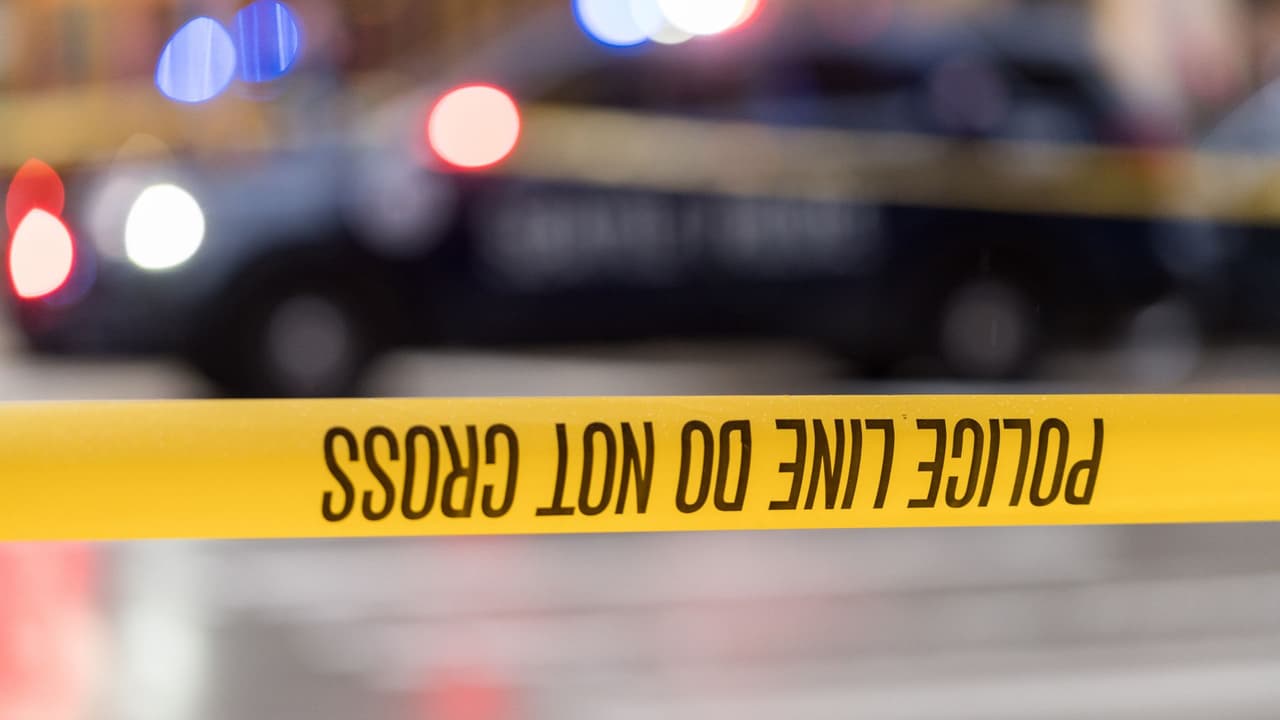 Hallan restos humanos cerca del Zoológico de Oakland