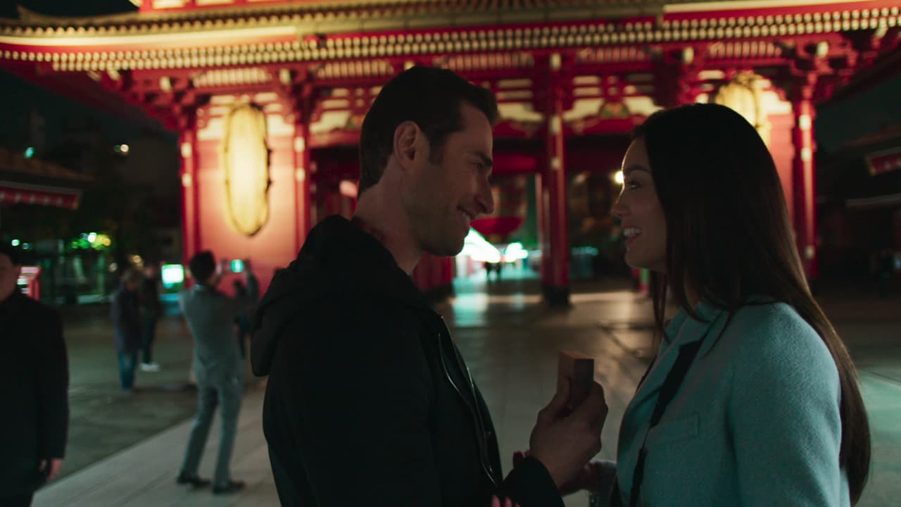 Contrario a sus hermanos, Miguel Garza se crió lejos de Ciudad Jiménez, de donde es originaria su famila. Durante años, su vida se desarrolló en Japón, donde se desempeñó en el mundo de inversiones y la bolsa de valores.