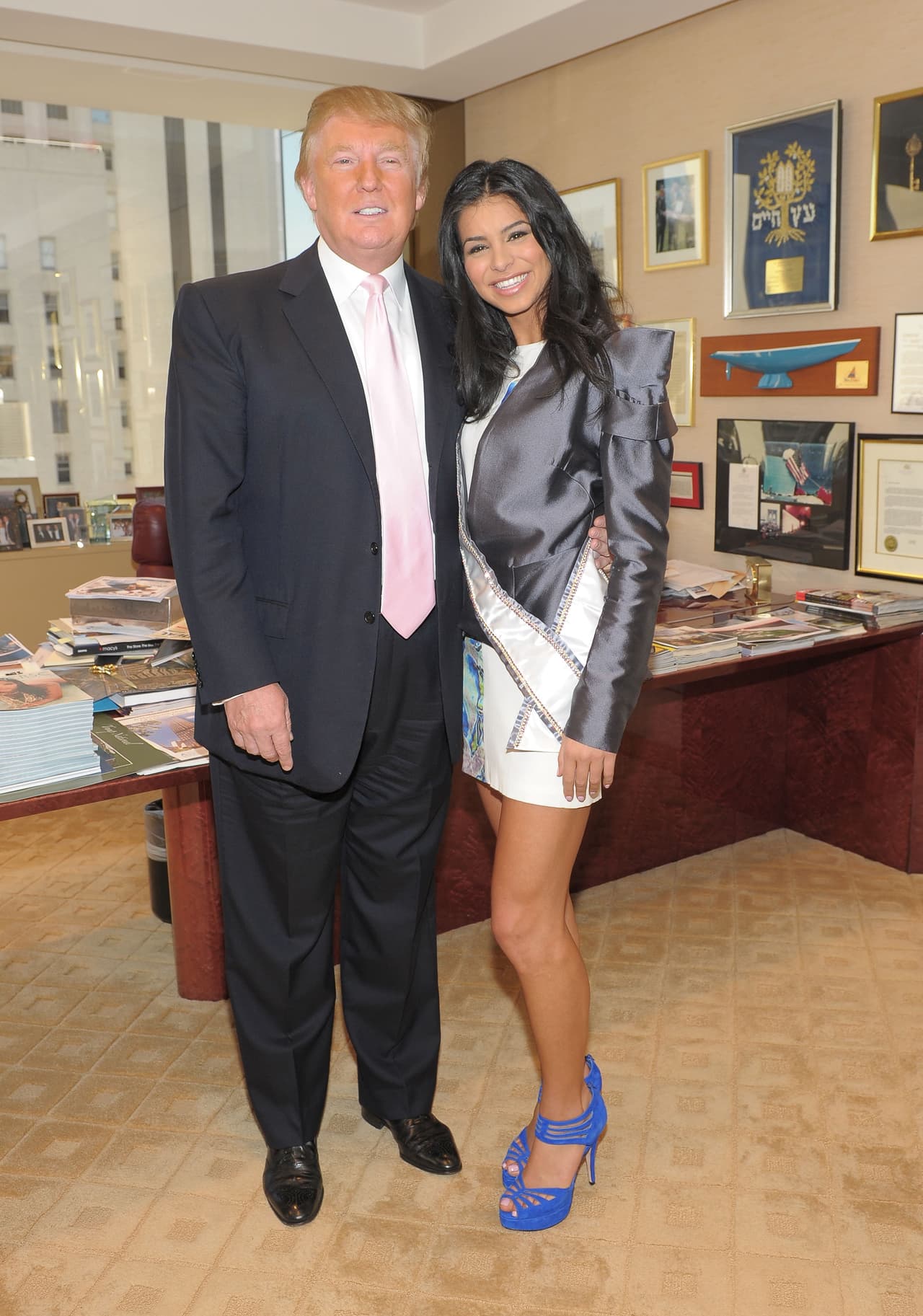 Rima tuvo problemas por salir mucho de fiesta y fue enviada por Trump a Michigan a "descansar", cuando también surgieron fotos de cuando participó en un concurso de strippers años atrás.