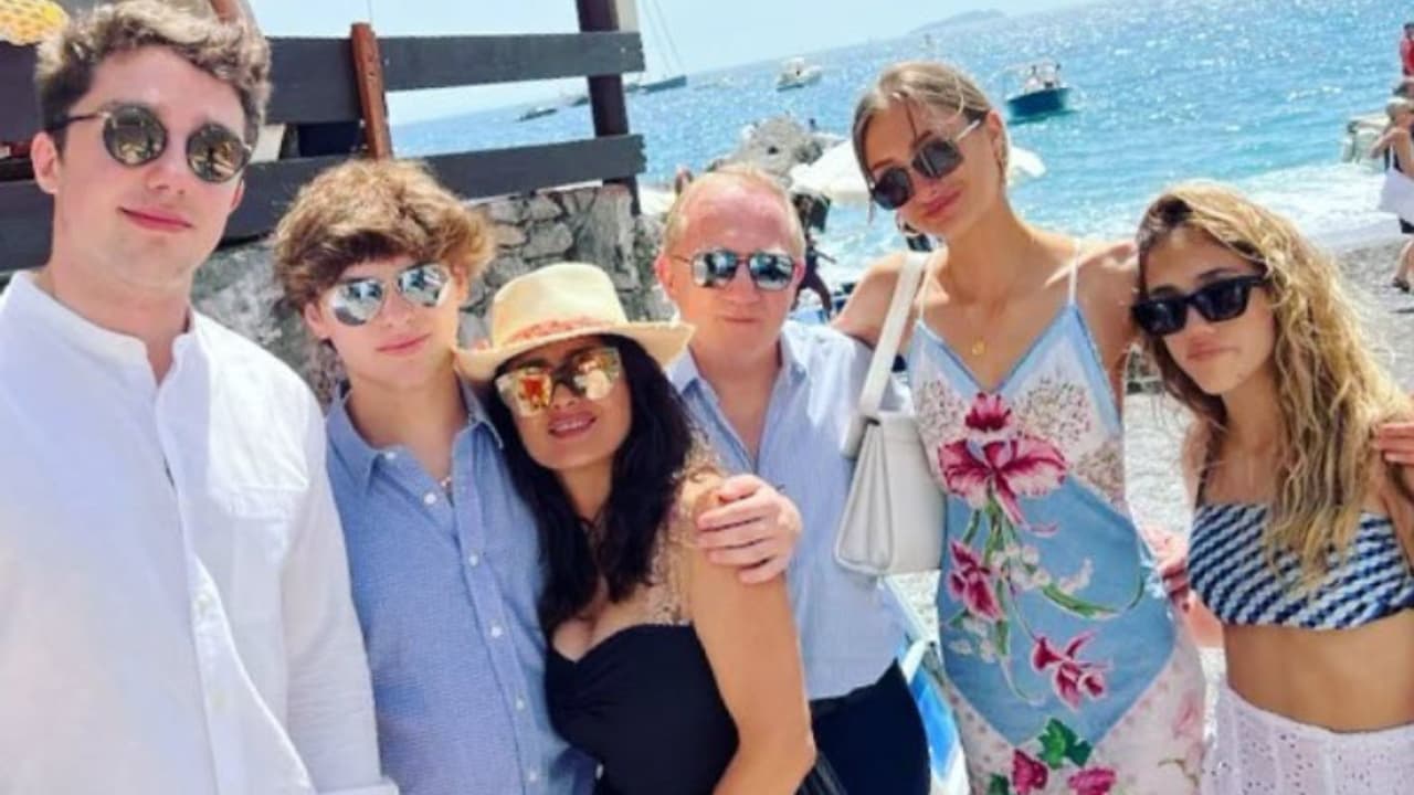 François Jr., Augustin James, Salma Hayek, François-Henri Pinault, Mathilde y Valentina Paloma.