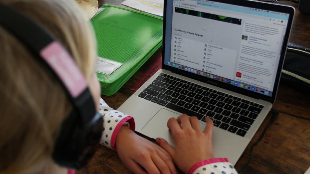 12 ataques cibernéticos se suman a los problemas de la plataforma de las escuelas públicas de Miami-Dade