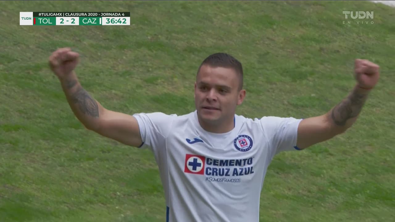 ¡Segundo penalti y gol! Jonathan Rodríguez no falla y anota el 2-2