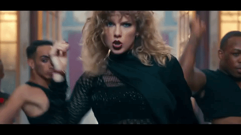 La artista se pasó por completo al pop en su álbum 'Reputation', el cual lanzó a finales de 2017. Fue en 2015, cuando Swift decidió cambiar el rumbo de su carrera con el disco '1989'.