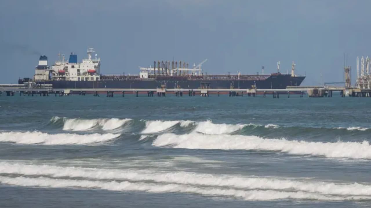 EEUU incauta un barco petrolero frente a las costas de Venezuela, confirma Trump: esto se sabe