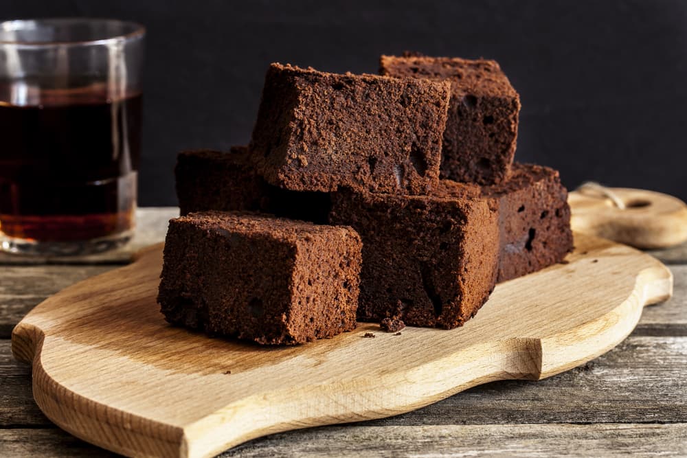 ¿Quieres más? Prueba una stout negra con un postre de chocolate. ¿Alguien dijo pastel?