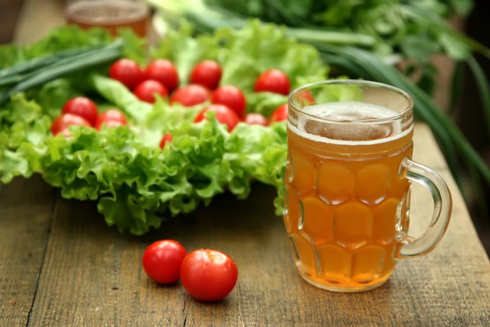 La cerveza y las verduras tampoco están peleadas; un maridaje con estos ingredientes va muy bien solo procura que sean cervezas suaves.