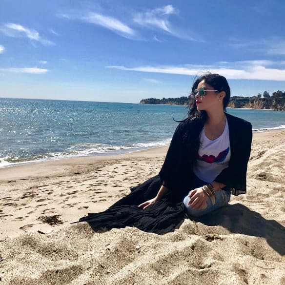 ¿Cuál es tu lugar preferido en Los Ángeles?: La casa de mis padres es mi sitio favorito y también amo la playa. En la playa soy feliz.