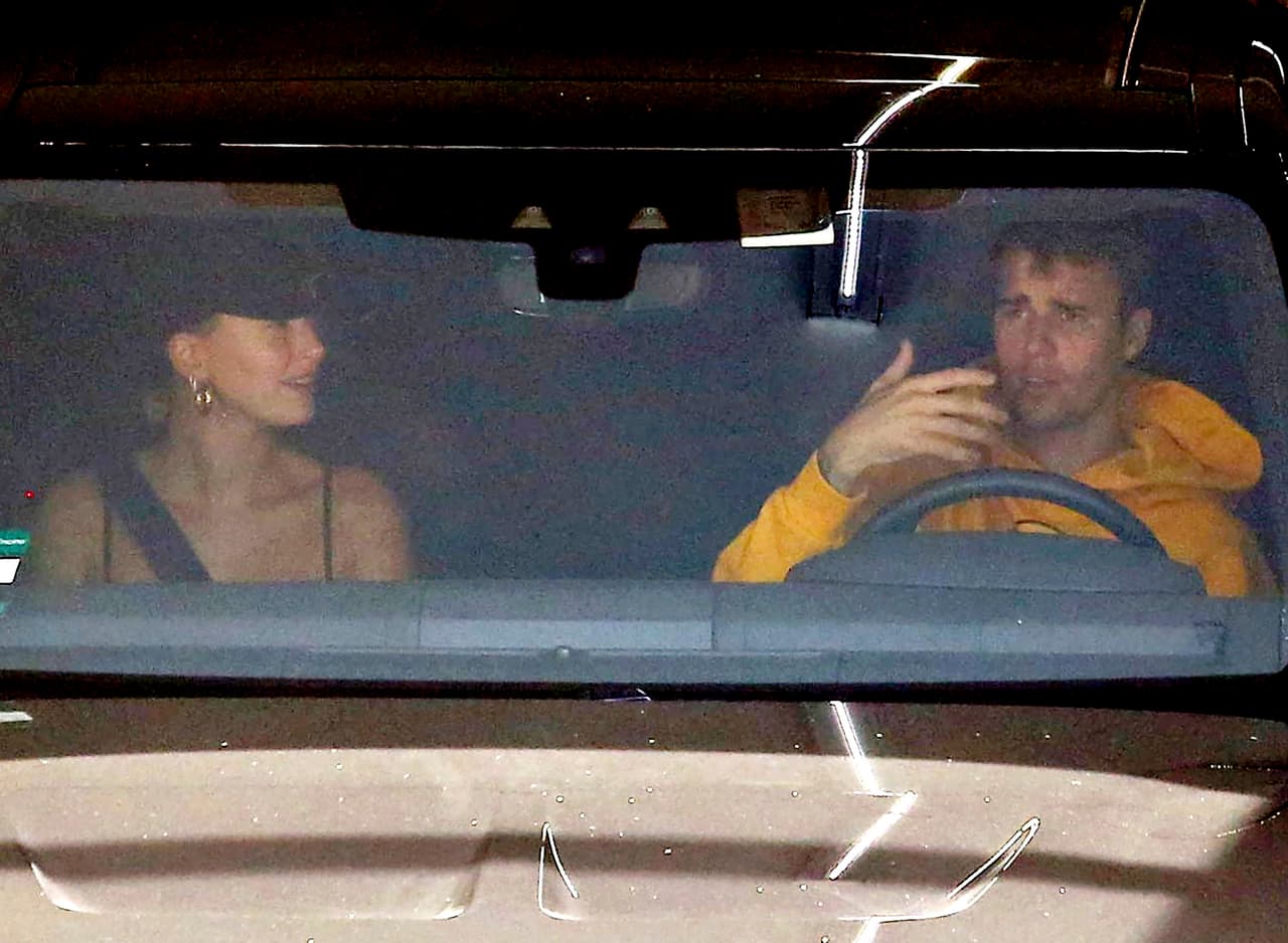 Aunque la pareja cumplió el pasado 13 de septiembre 
<b><a href="https://www.univision.com/famosos/a-un-ano-de-su-boda-civil-con-justin-bieber-hailey-baldwin-cuenta-que-ha-aprendido-fotos">su primer año de casados</a></b> por la vía civil, aguardan con ansias unir sus vidas ante Dios y sus familiares.