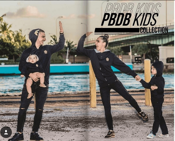 Ellos dos han salido juntos en diversas publicaciones relacionadas con la salud y vivir sanamente, ya que ella es súper atlética.