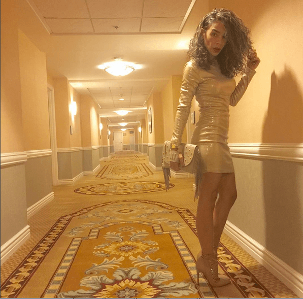 Este atuendo se lo llevó a la entrega de Persona del Año en el Latin GRAMMY donde su adorado sobrinito le rindió homenaje a Roberto Carlos.