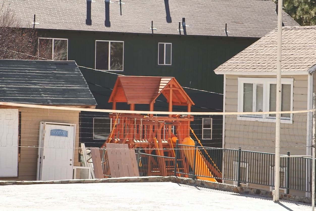 Este complejo conocido como ‘Villa Joaquín’ era uno de los lugares preferidos de Samuel Joaquín, padre del actual líder de la congregación, Naasón Joaquín, quien ha sido acusado de abuso sexual de menores en California. Él se declaró no culpable.