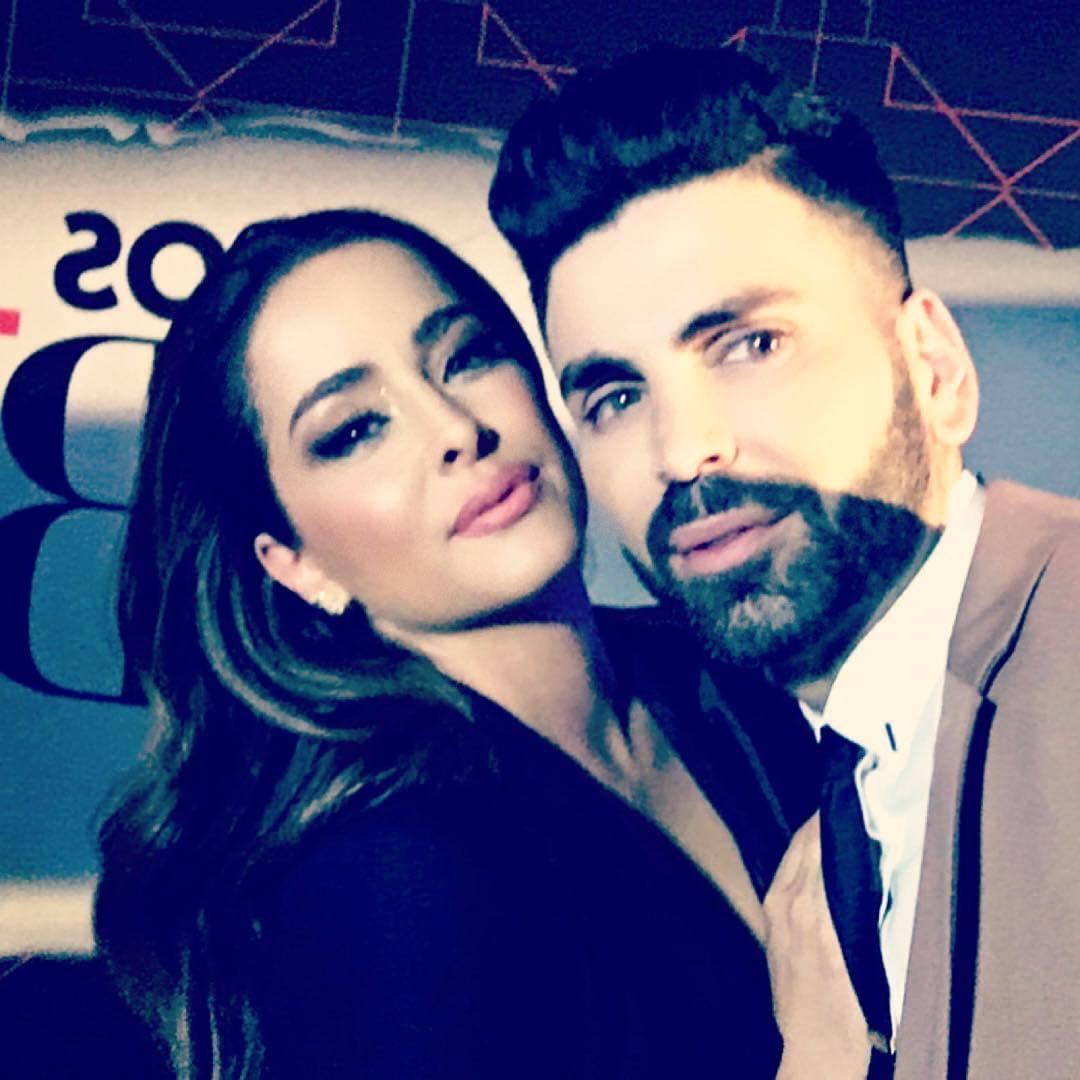 Junto a la actriz Danna García posó para obtener una fotografía impecable.