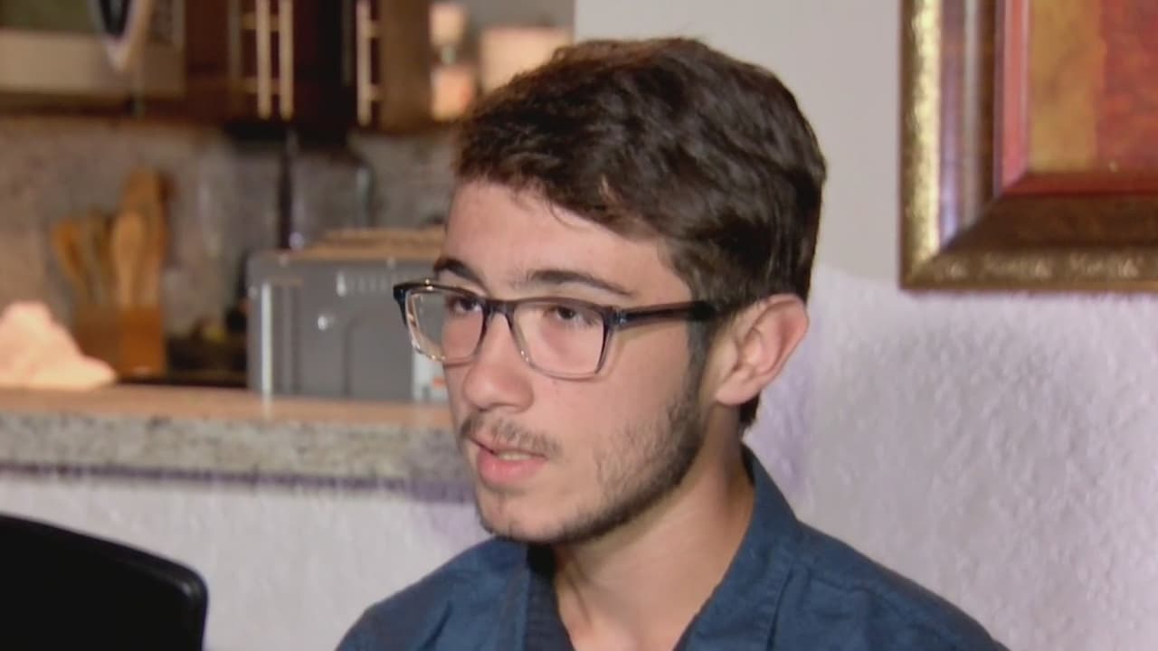 Habla familia de Broward cuyo hijo fue detenido por equivocación tras amenazas en su escuela