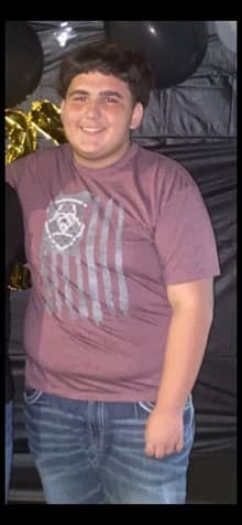 Crime Stoppers también está pidiendo la colaboración de las personas para que den pista del responsable de la muerte de 
<b>Edgar Menchaca </b>(en la foto) y 
<b>Edgar Rojas. </b>