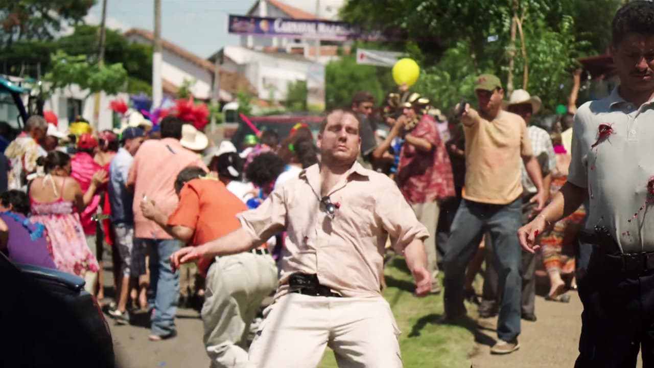 <b><a href="http://www.univision.com/series/el-chapo/el-chapo-ramon-avendano-was-murdered-scene-of-the-day-video">‘El Chapo’s men used this moment to shoot him in the back</a></b>.