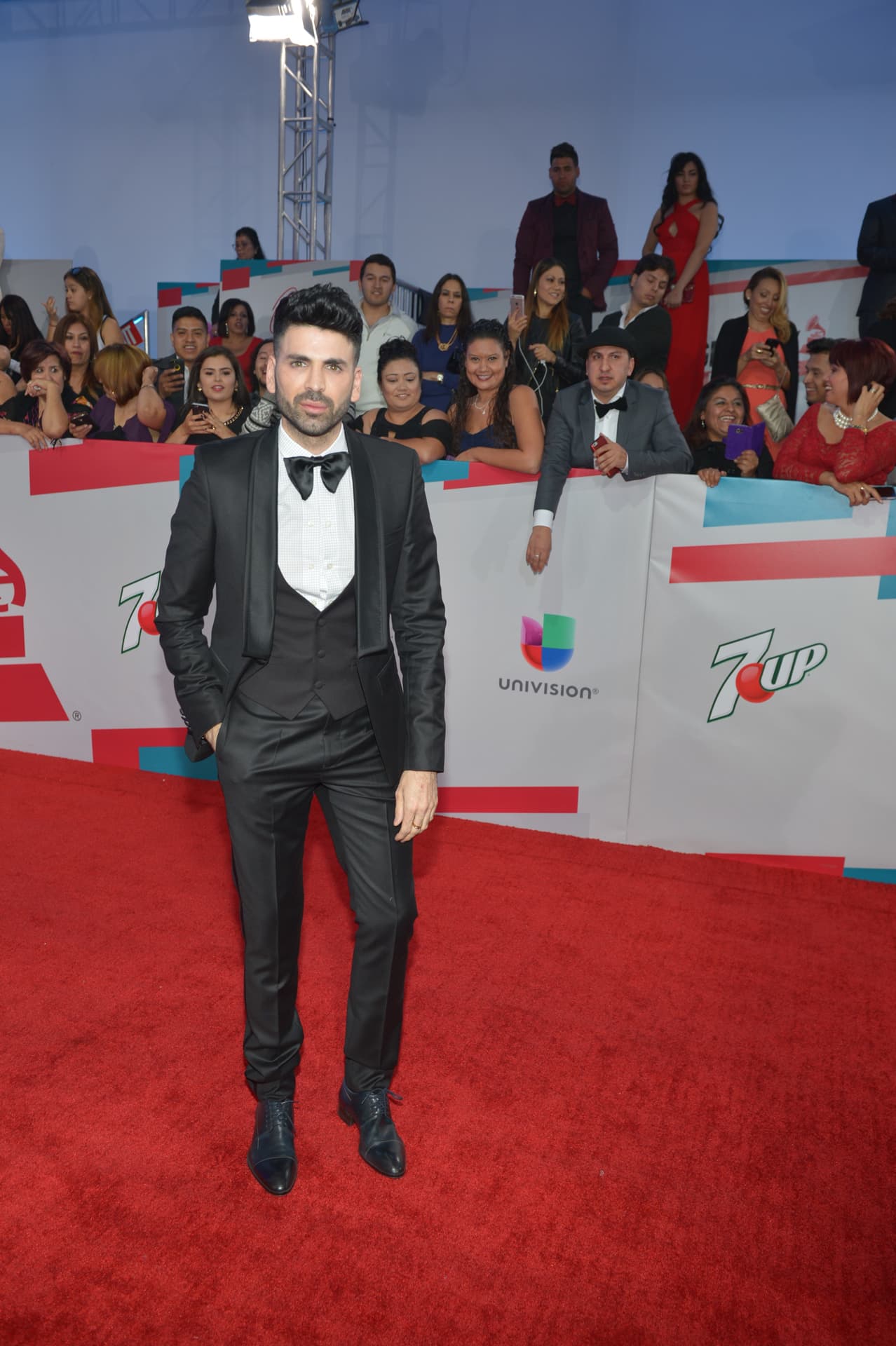Como siempre, el talento de la casa lució sencillamente espectacular en la alfombra roja de Latin GRAMMY. ¿Quién fue tu favorito?