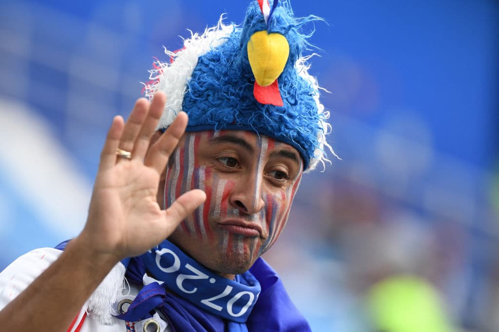 El colorido y los atuendos demostraron la alegría de los fanáticos en medio del duelo de cuartos de final entre Uruguay y Francia, en la lucha por un cupo a la semifinal del Mundial de Rusia 2018.