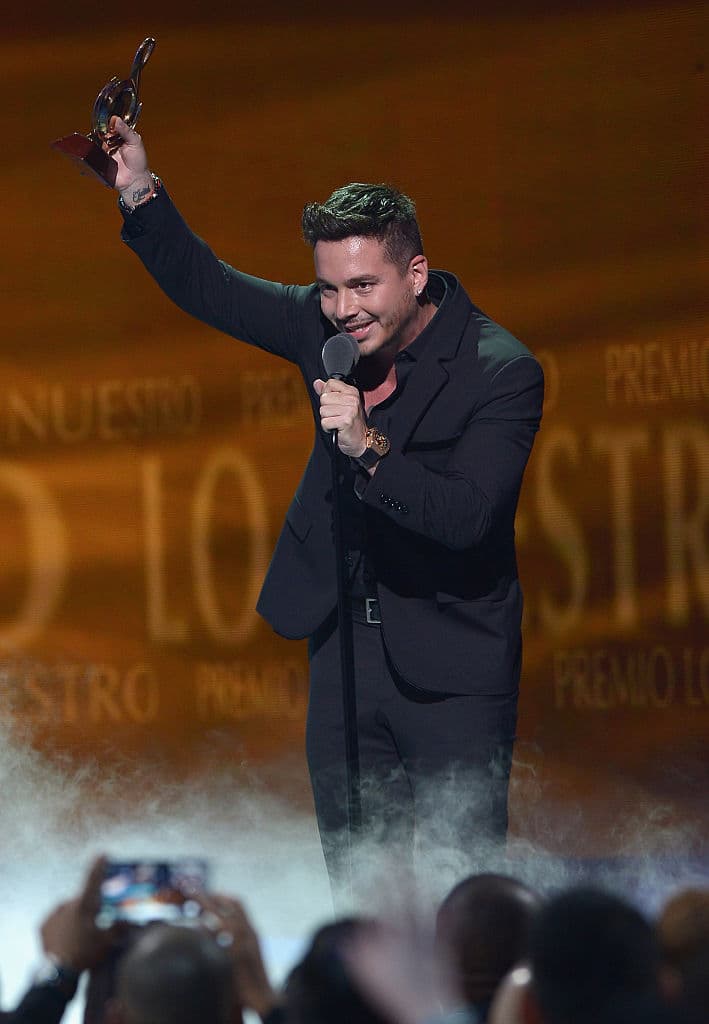 En 2015 regresó para competir en cinco categorías: Álbum Urbano del Año (‘La Familia’), Artista del Año, Artista Urbano del Año, Canción Urbana del Año y Colaboración Urbana del Año por el tema ‘6 AM’.