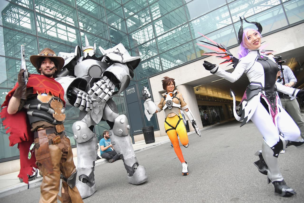 El entusiasmo entre los asistentes se aprecia a las afueras del centro de convenciones Jacob K. Javits, en Manhattan, donde se celebra Comic Con. El año pasado, la feria congregó 167,000 personas.