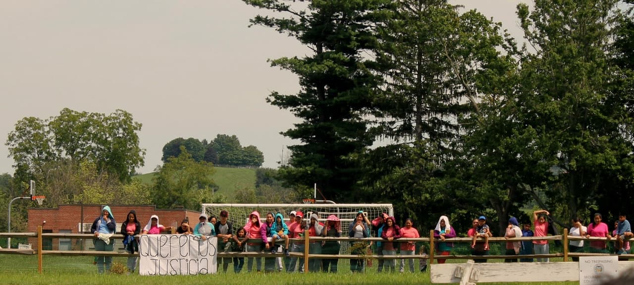 Madres centroamericanas detenidas claman compasión a Obama y piden que no las deporten