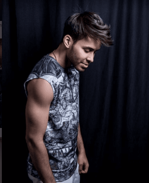 "Es un soñador, tiene muchos sueños y lucha por ellos. Es lo que me gusta de él", djo Emeraude sobre Royce.