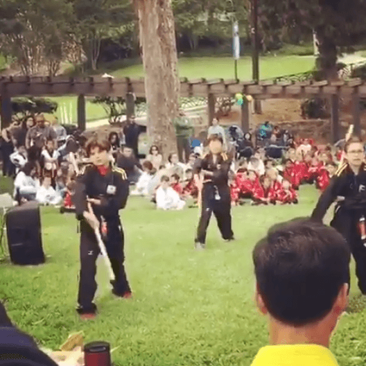 O cuando su hijo Pablito realizó el examen para cinta negra de taekwondo.