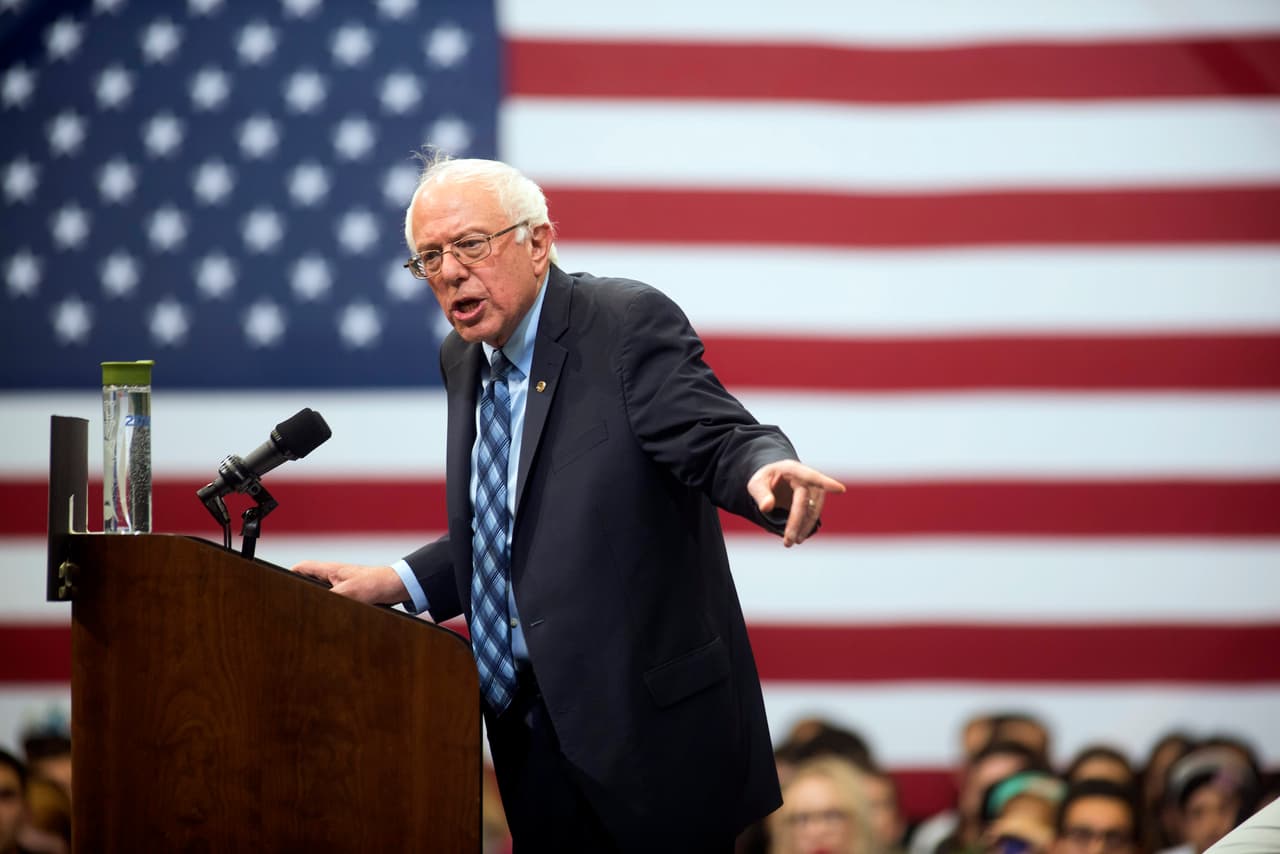Sanders plantea excluir la marihuana de la lista de drogas ilegales
