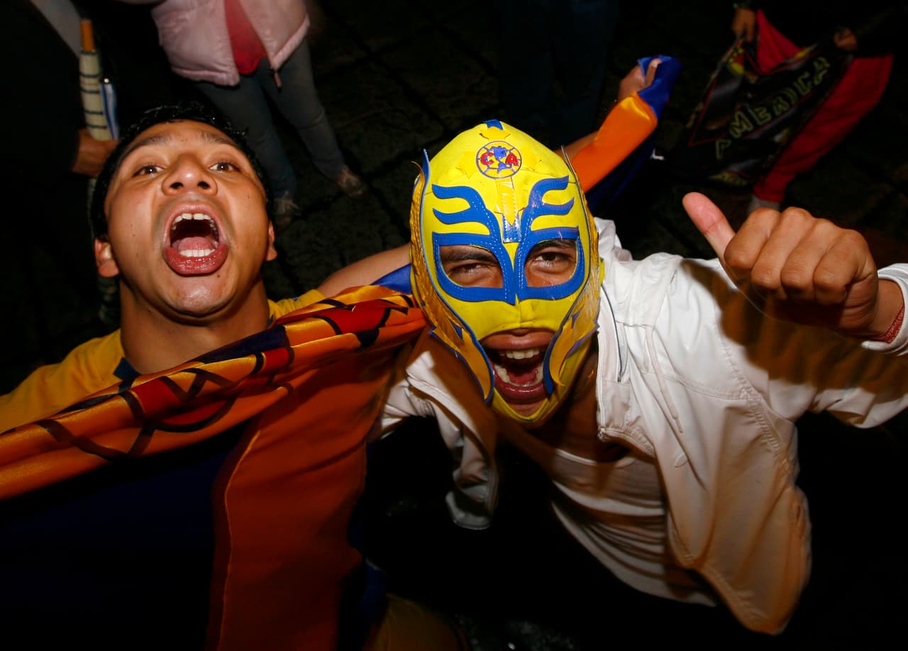 La afición está que no se lo cree y el Azteca es un hervidero de pasiones con un americanismo desbordado por el campeonato histórico que acaban de ganar.