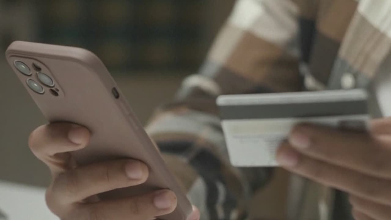 ¿Cómo identificar las estafas creadas por Inteligencia Artificial?