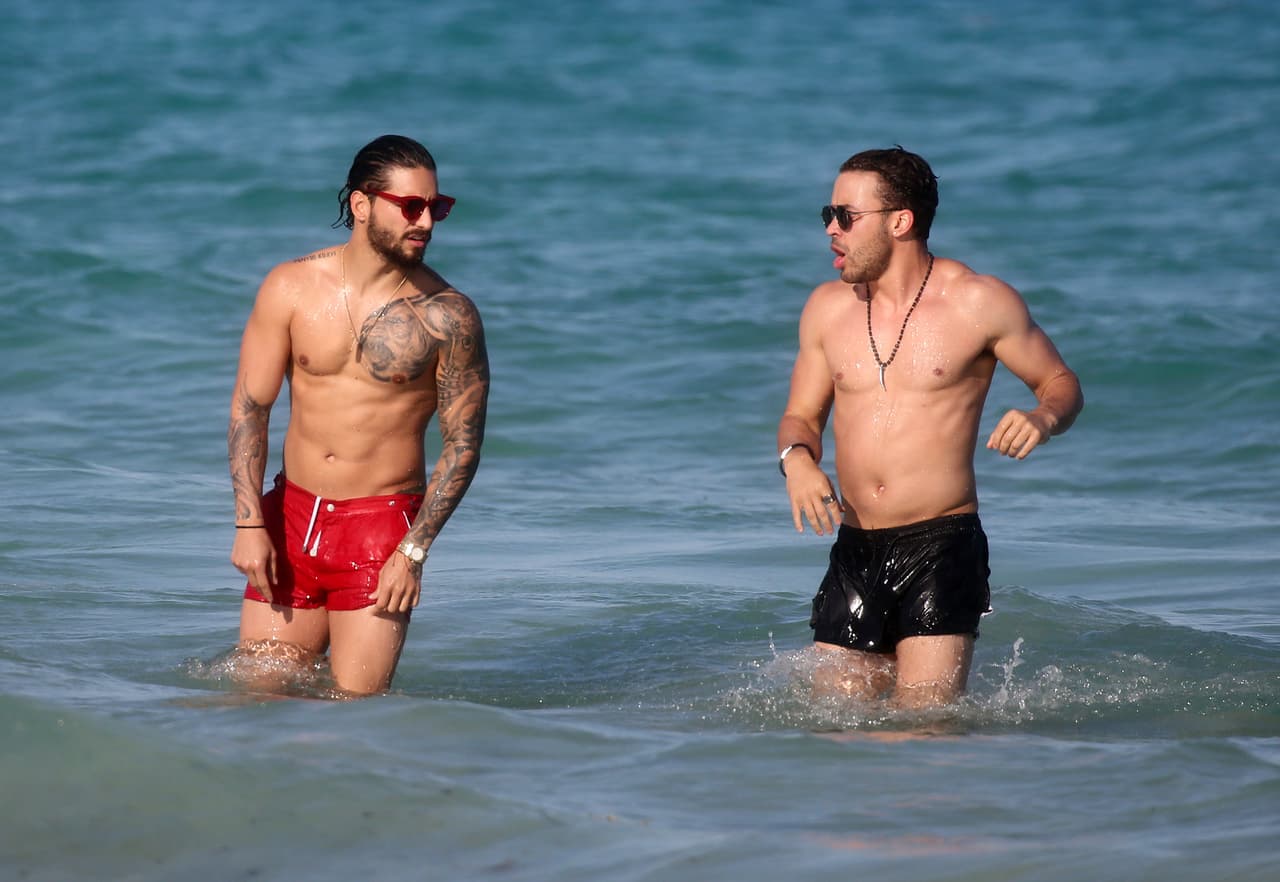 Ambos artistas cuidan sus cuerpos pues están conscientes de que quieren estar por muchos años en los escenarios, dando rienda suelta a su pasión: la música.