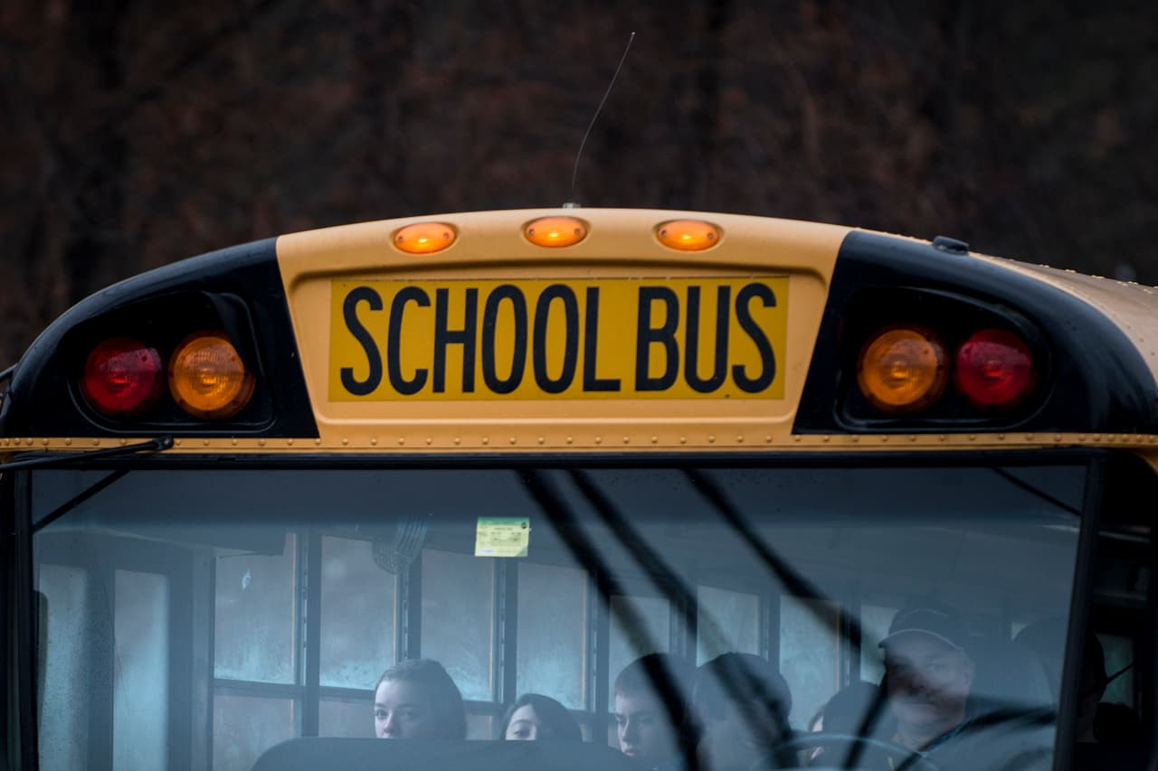 Aplicaciones para localizar el autobús escolar de tu hijo en el condado Osceola 