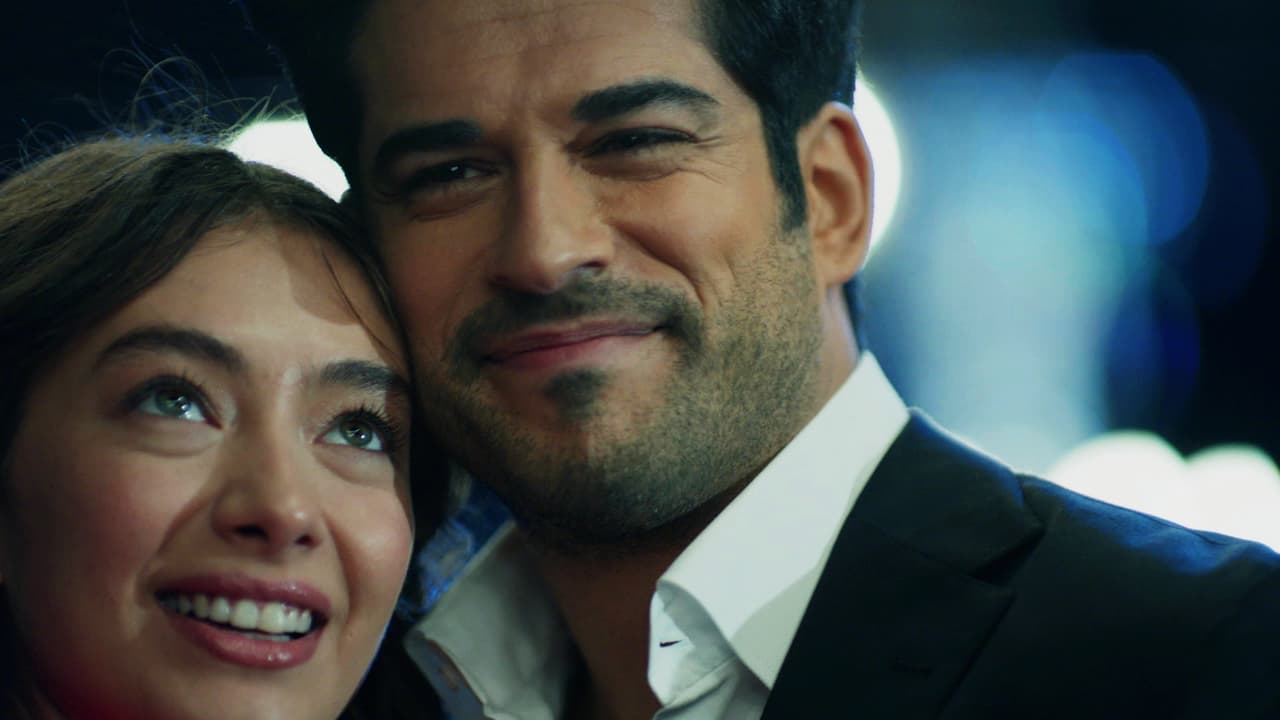 Pero esta felicidad ha tenido que vencer varias adversidades desde el inicio de su relación, y aquí recordamos cómo nació su amor y parte de lo que han vivido.