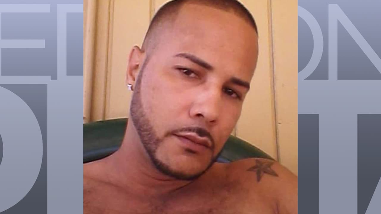 Autoridades buscan a hombre por robarle el vehículo a su madre