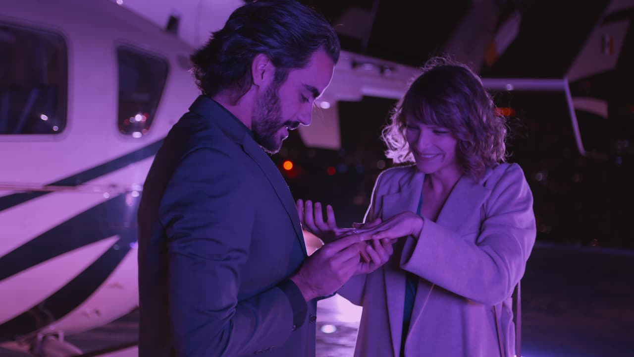 Mientras que Alejandro sabe que una vez cumpliendo la voluntad de Catalina Creel, él será un hombre libre para ser feliz con Miguel Terranova.