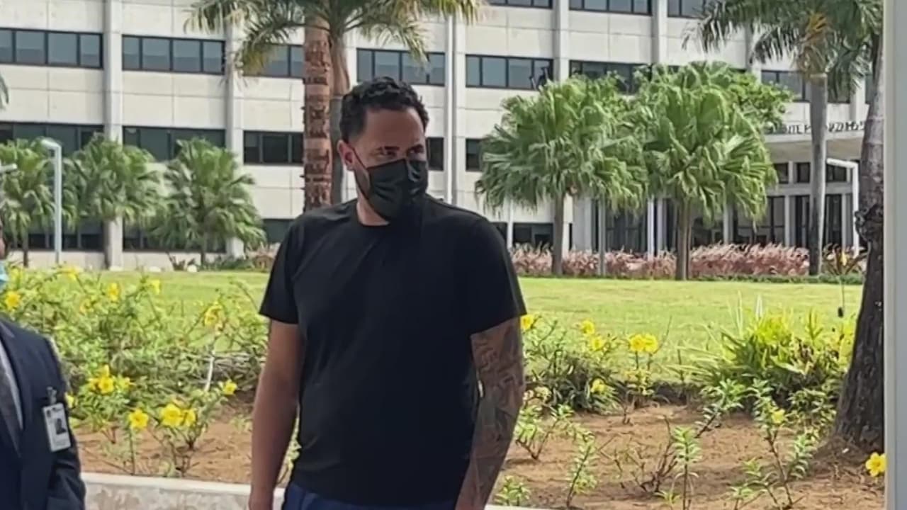 Raphy Pina habría sido hospitalizado en la cárcel a un día de su sentencia por posesión de armas