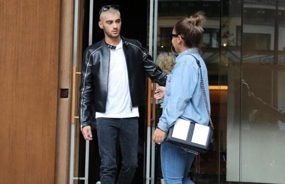 El ex One Direction fue captado saliendo del edificio de la famosa firma Louis Vuitton.