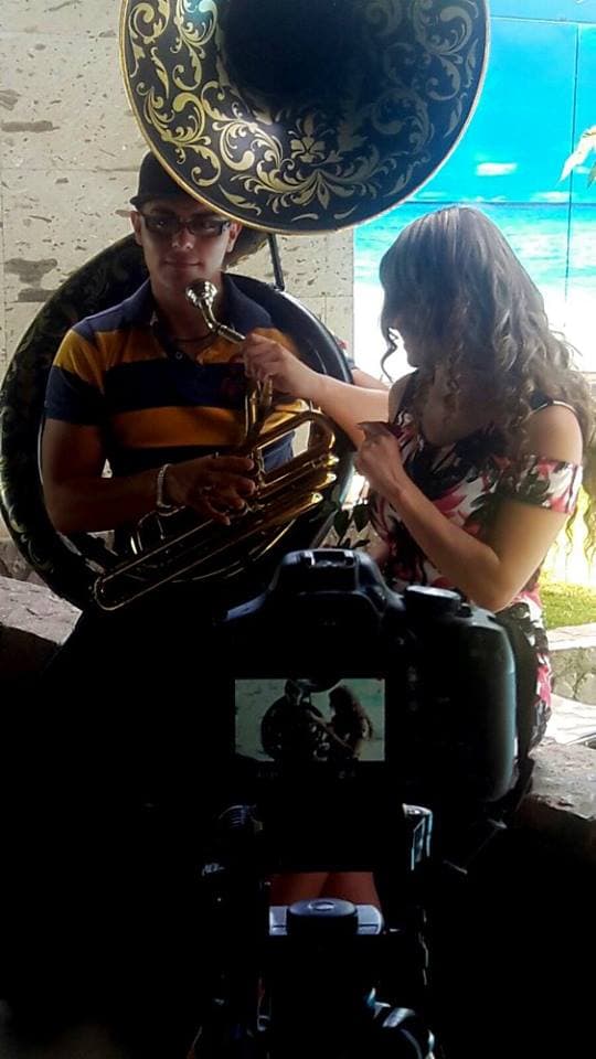 Lizeth era muy meticulosa y constantemente checaba sus escenas en el video.