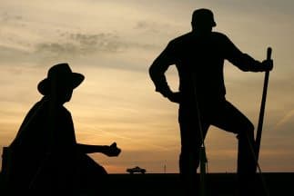 De los 1.1 millones de campesinos que hay en Estados Unidos, al menos 700 mil carecen de la documentación migratoria apropiada, reconoció el Secretario de Agricultura.