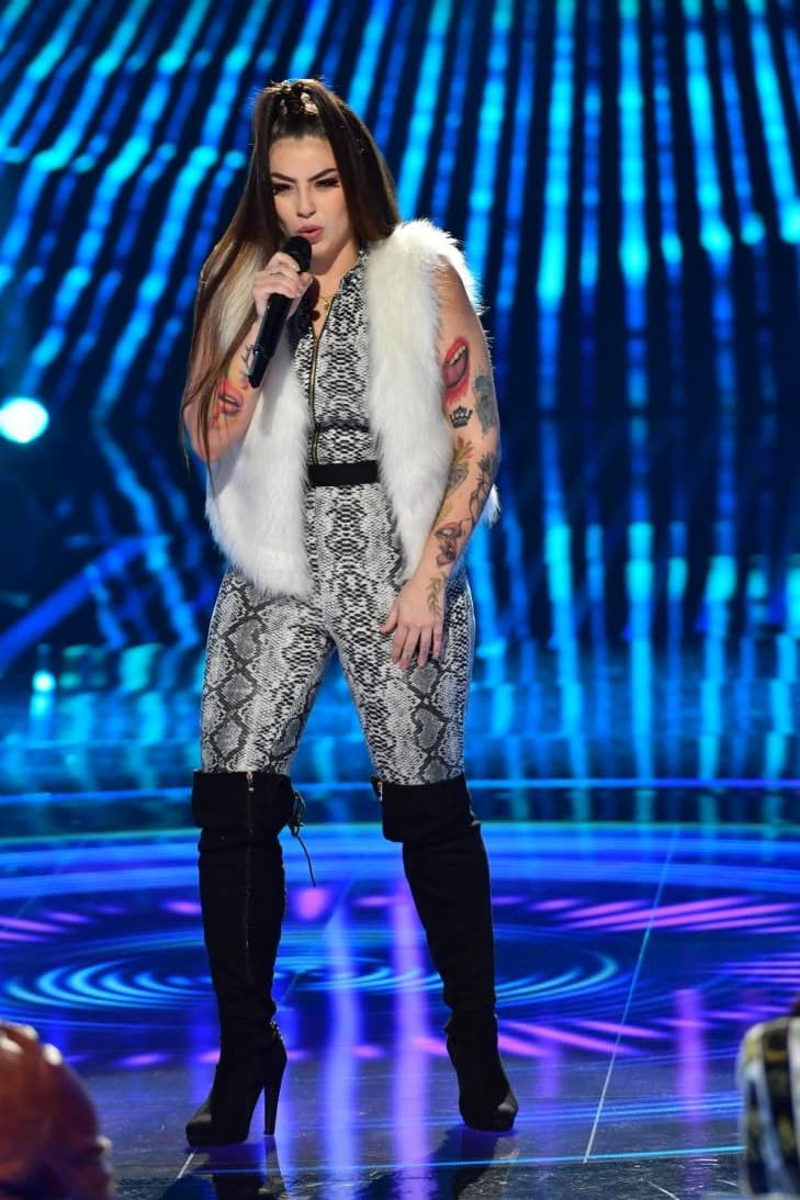 En el segundo episodio de Reina de la Canción, la boliviana interpretó el tema 'You Don't Own Me'.