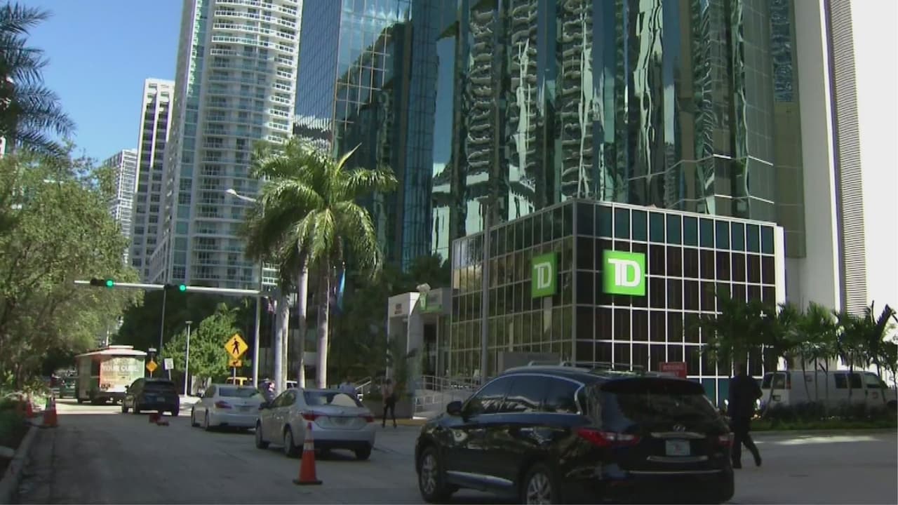 Reabre finalmente el consulado de Venezuela en Miami