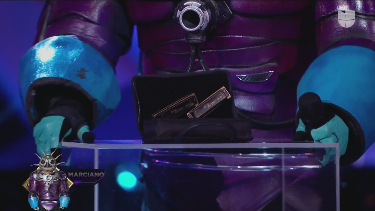 Como pista física Marciano aportó un par de armónicas, instrumento que, aseguró, le recuerda a su abuelo.