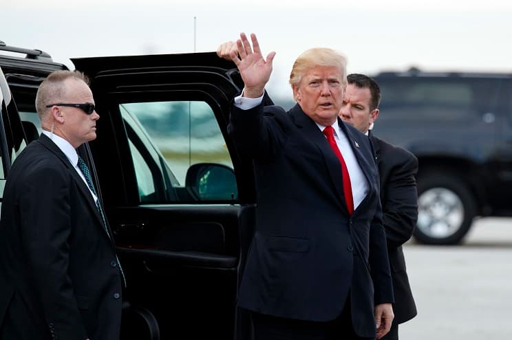 Trump se reúne con grupo bipartidista de legisladores para hablar de presupuesto e inmigración