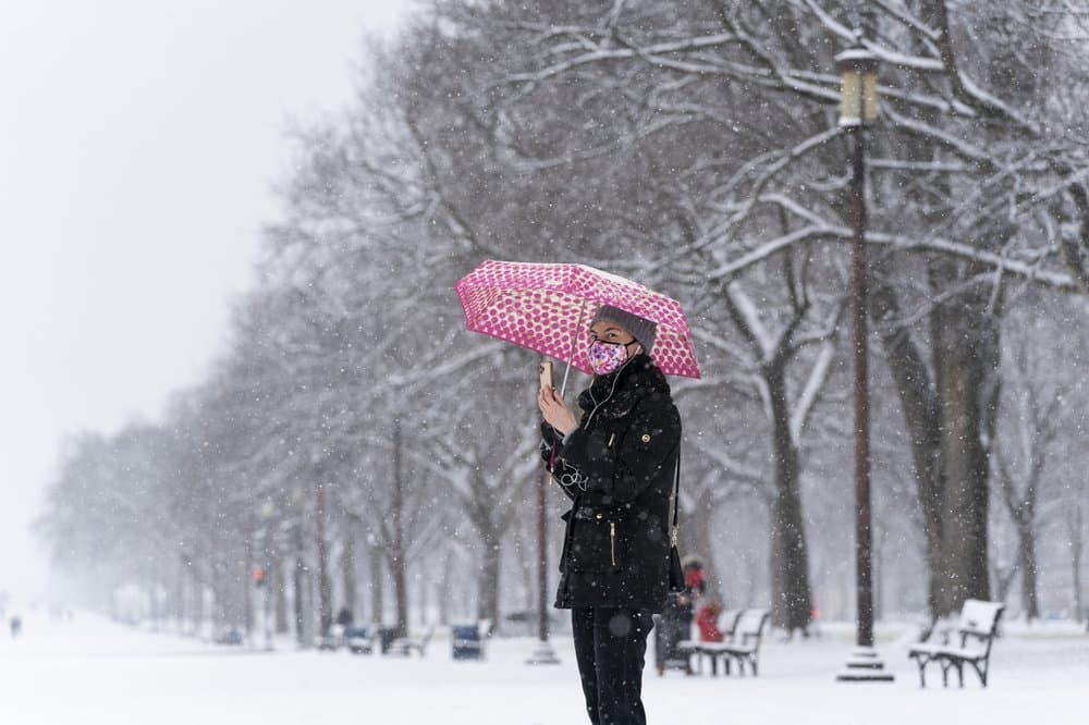 Fuertes tormentas de nieve marcan la llegada de heladas a gran parte del país