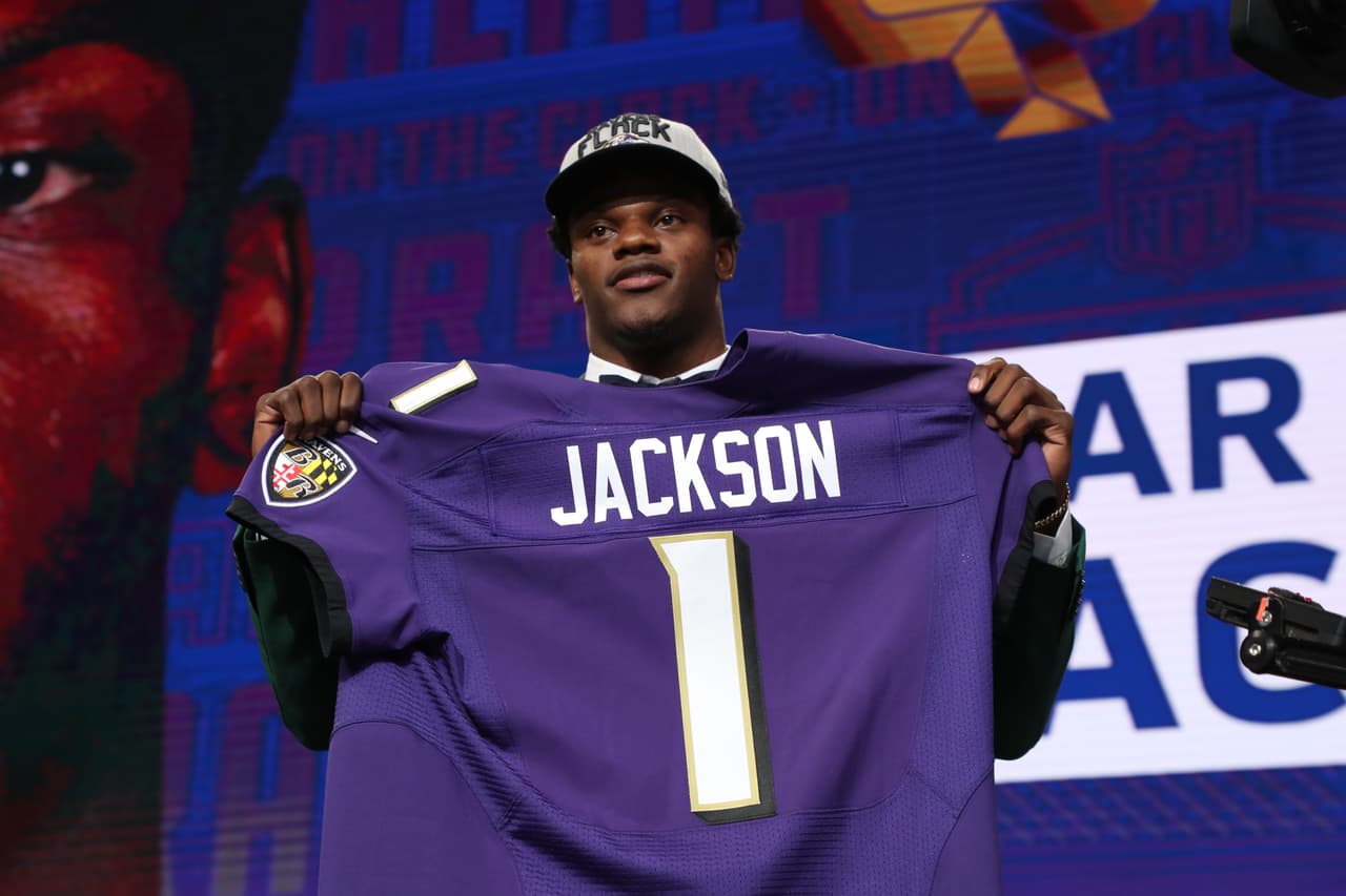 El quarterback Lamar Jackson es nuevo jugador de los Baltimore Ravens.