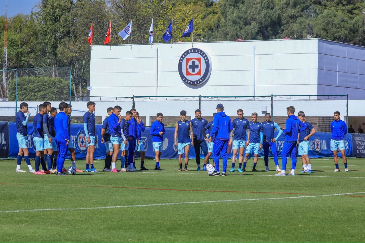 Así sería el cuadro titular de Cruz Azul para el Clausura 2024