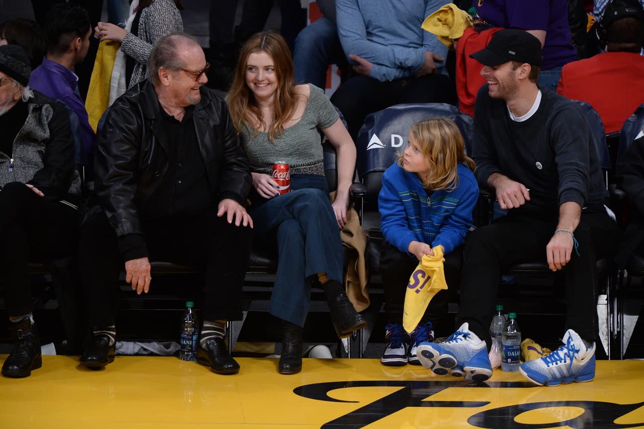 Bromearon un poco con el cantante, pero el niño no parecía muy sociable.