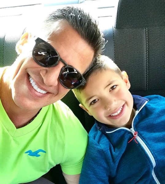 Diego es el chiquito y es con el que más convive porque el pequeño vive en México y sus otros hijos están en Estados Unidos.