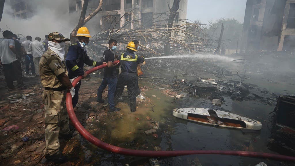 El "milagroso" escape del único sobreviviente del avión de Air India que se estrelló con 242 personas a bordo