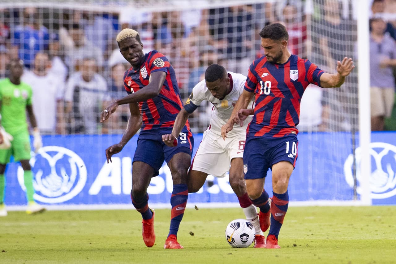Gyasi Zardis entra al terreno de juego para resolver el partido y mandar a los Estados Unidos a la final de la Copa Oro.